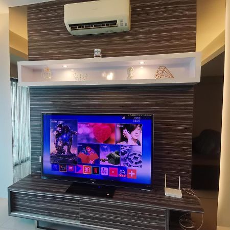 Glamorous At Kinta Riverfront Apartment Ipoh Buitenkant foto